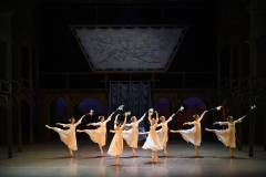 Romeo-Juliette-Ballet-National-Tcheque-20032024-300-DPI-c-J-Berger_ORW-006