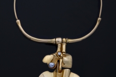 Claude_Wesel_for_Fernand_Demaret-_a_biomechanical_abstract_necklace-1