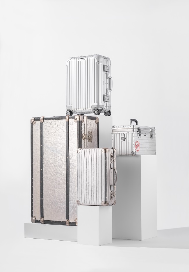 rimowa travel case