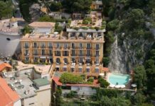 TRAVEL FRANCE © Hotel la Perouse - Hotel and Castle