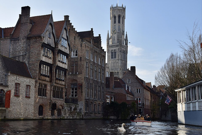 Rozenhoedkaai and the Belfry of Bruges. © Ank Kumar
